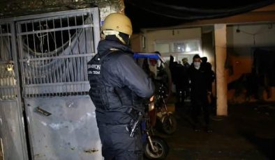 Adana’da DEAŞ operasyonu: 13 kişiye gözaltı