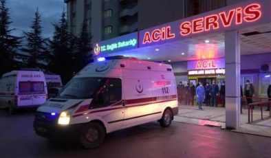 Amasya’da tur midibüsü devrildi: 28 yaralı