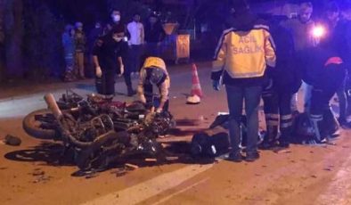 Antalya’da motosikletler çarpıştı, sürücüler öldü