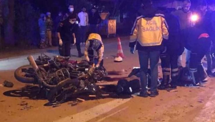 Antalya’da motosikletler çarpıştı, sürücüler öldü