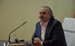 Doç. Dr. Ali Kurt: Âkif Mektuplarında Bütün Veçheleriyle Görülüyor