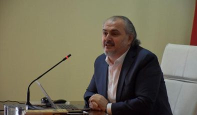Doç. Dr. Ali Kurt: Âkif Mektuplarında Bütün Veçheleriyle Görülüyor