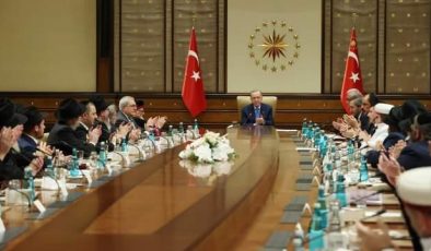 Erdoğan, Türk Yahudi Toplumu ve İslam Ülkeleri Hahamlar İttifakı Üyelerini kabul etti
