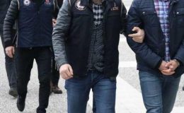 FETÖ şüphelisi eski yüzbaşı ve üsteğmen sınırda yakalandı