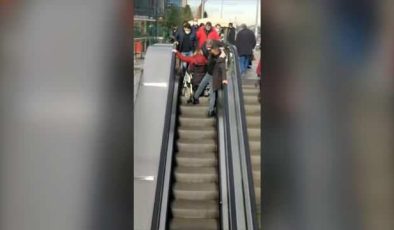 Metro istasyonu tam takır! Çalışmayan yürüyen merdiven vatandaşa zor anlar yaşattı