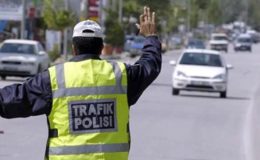 Pursaklar’da makas atan sürücüye ceza yağdı!