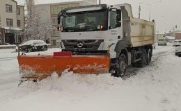 Van’da 82 yerleşim yerinin yolu ulaşıma kapandı!