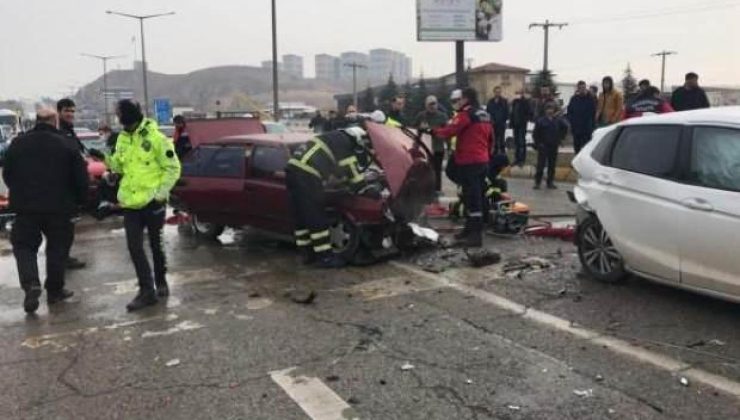 Kırıkkale’de zincirleme trafik kazası: 5 yaralı