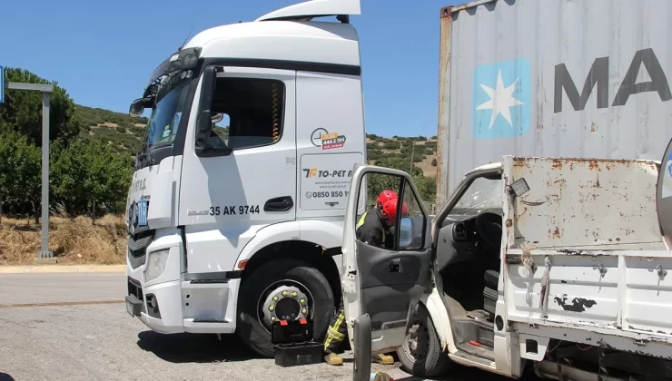 Son dakika haberi | Süt kamyoneti ile tır çarpıştı: 1 yaralı