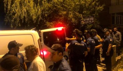 Ankara haber | Ankara’da komşularına şiddet uyguladığı iddia edilen kadın mahalleden güçlükle çıkarıldı