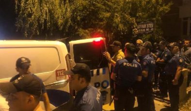 Son dakika haber | Ankara’da komşularına taş atıp hakaret ettiği iddia edilen kadın, gözaltına alındı