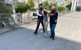 Yurt dışından getirttiği tozlarla uyuşturucu yapan şüpheliye gözaltı