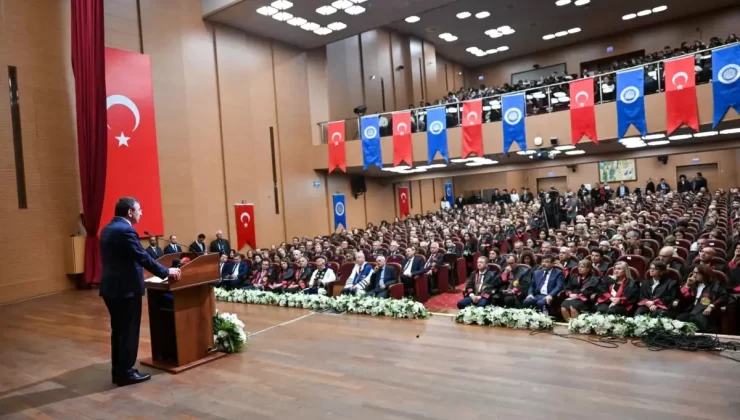 Cevdet Yılmaz: İş gücü piyasasıyla eğitim programımız arasındaki örtüşmeyi sağlamalıyız